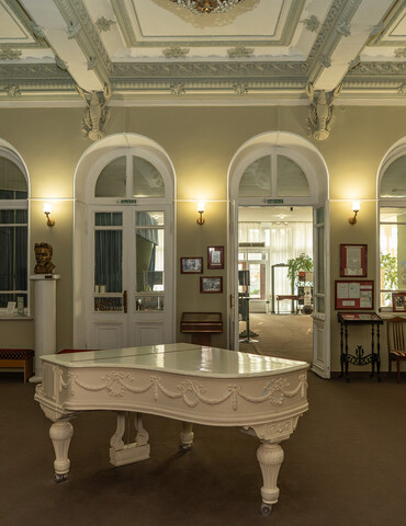 Фойе зала имени А.Н. Скрябина